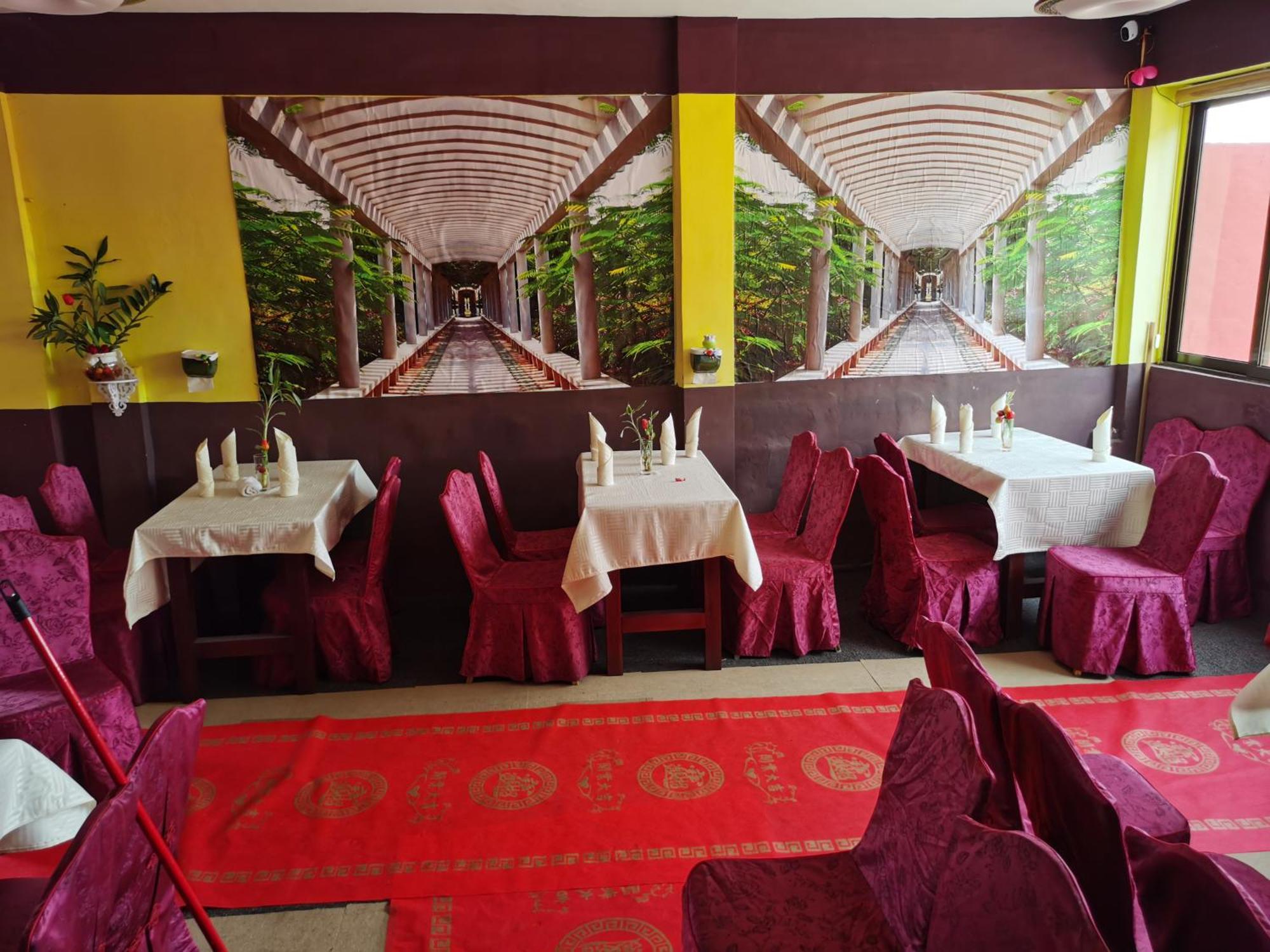 Hongyuanprimierhotel Accra Esterno foto