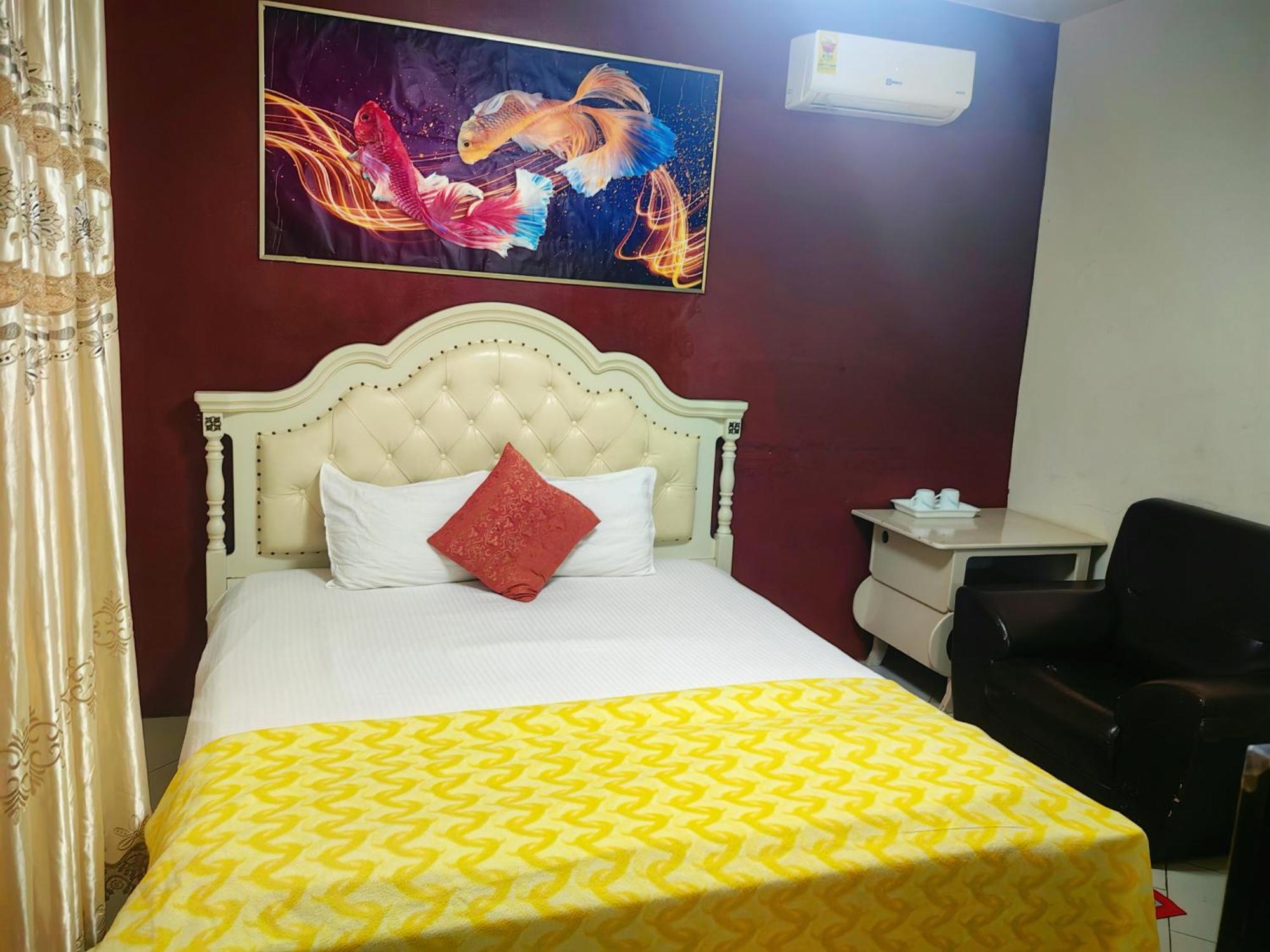 Hongyuanprimierhotel Accra Esterno foto